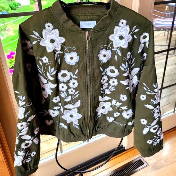 Sage The Label Embroidered Floral Lined Full Zip Sz. L Jacket - Picture 1 of 13